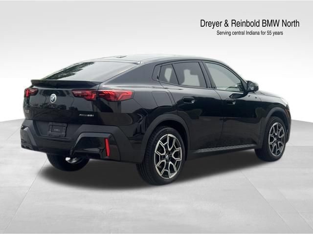 Used 2026 BMW X2 xDrive28i AWD/4WD image 7