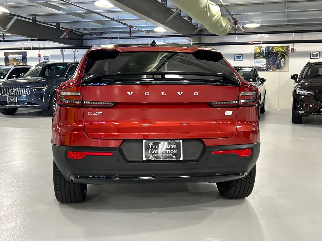 Certified 2023 Volvo C40 P8 Recharge Ultimate AWD/4WD image 3