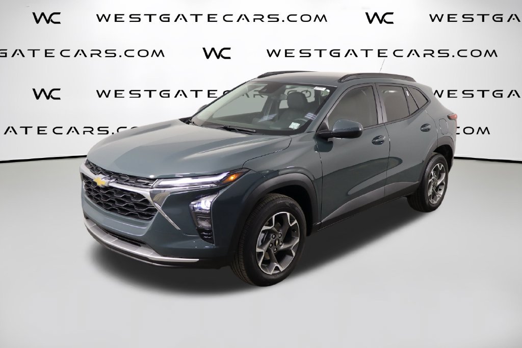 Used 2026 Chevrolet Trax LT w/ Driver Confidence Package