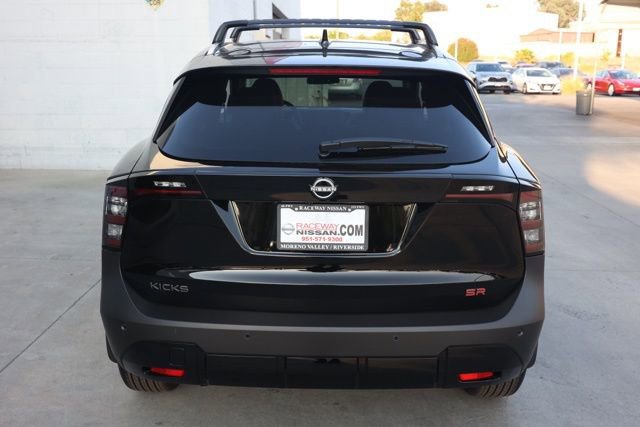 New 2025 Nissan Kicks SR image 5