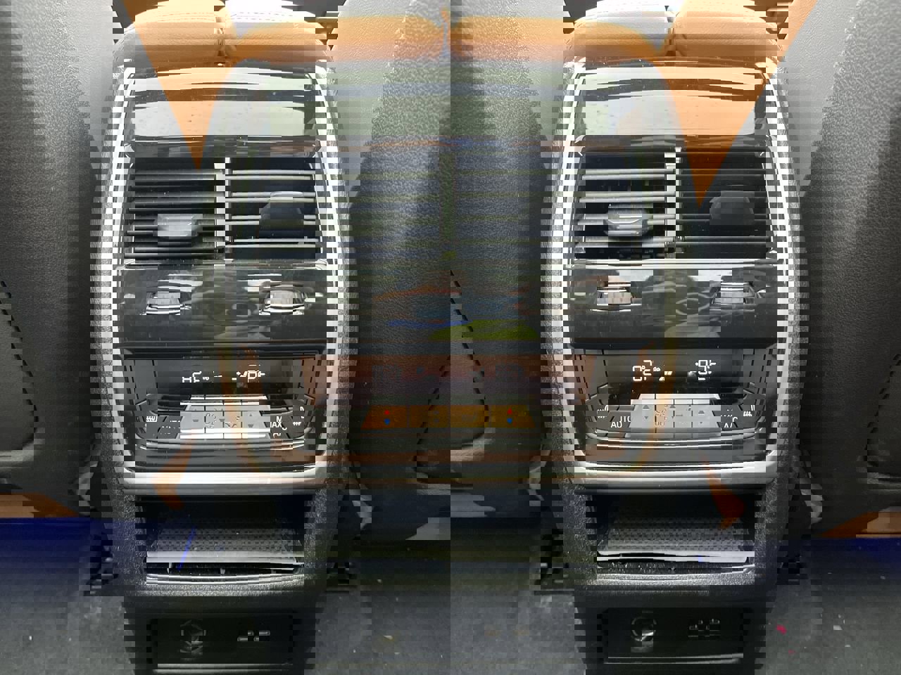 Certified 2023 BMW X7 xDrive40i w/ Executive Package image 31