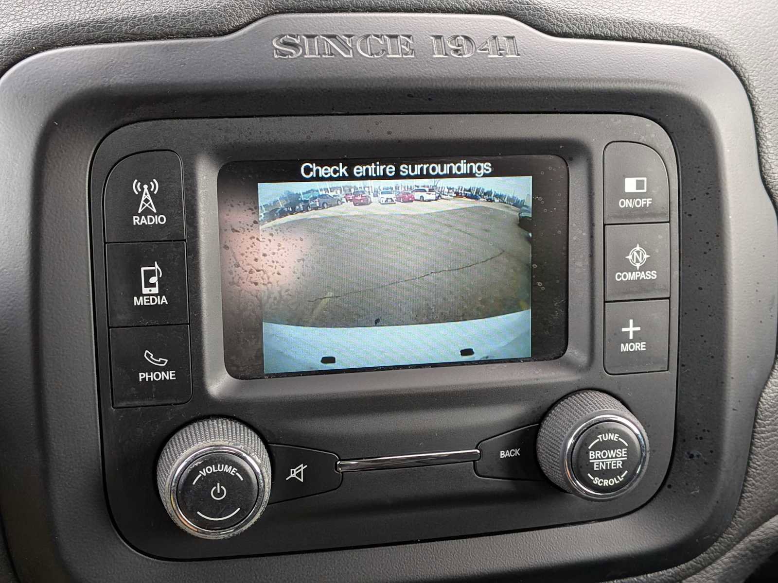 Used 2015 Jeep Renegade Latitude image 27