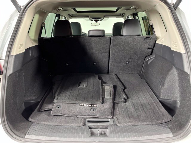 Used 2025 Nissan Rogue SV w/ SV Premium Package FWD image 50