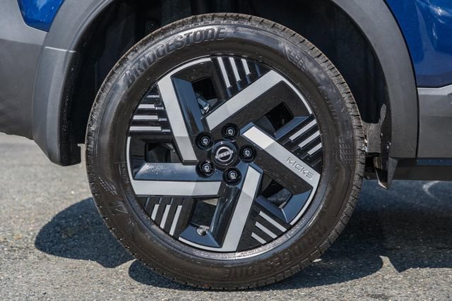 New 2026 Nissan Kicks SV image 16