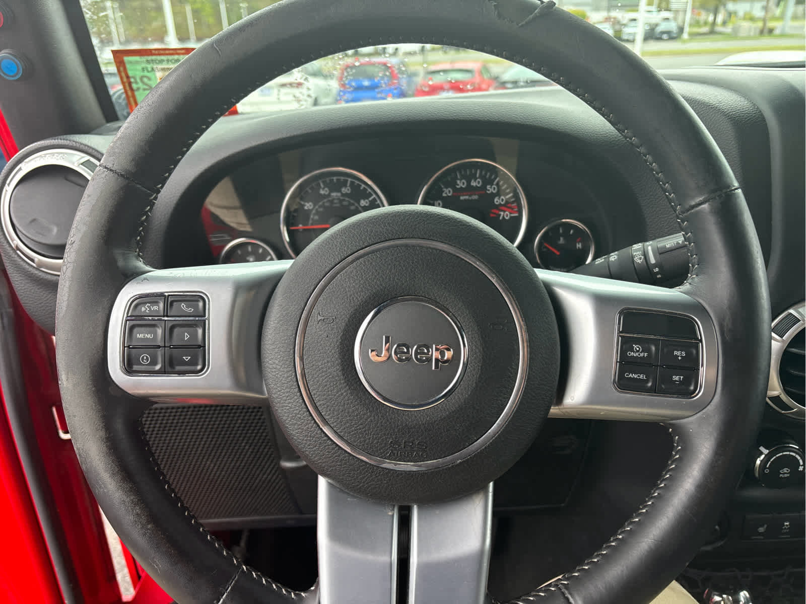 Used 2015 Jeep Wrangler Rubicon AWD/4WD image 9