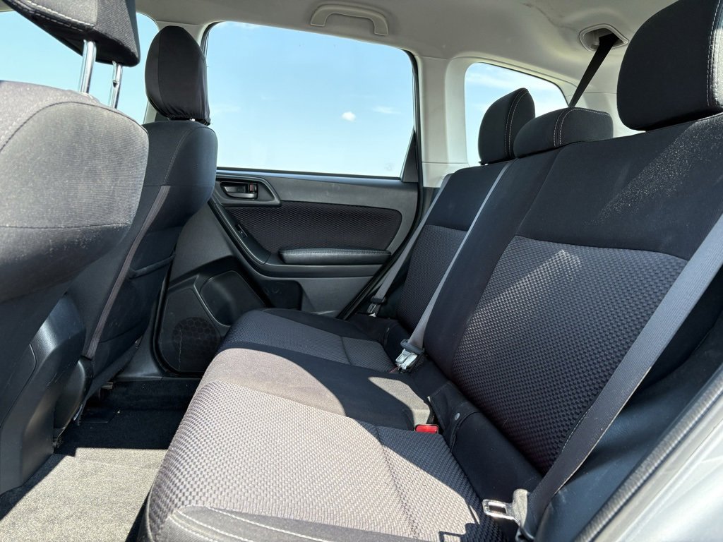 Used 2018 Subaru Forester 2.5i w/ Alloy Wheel Package image 17