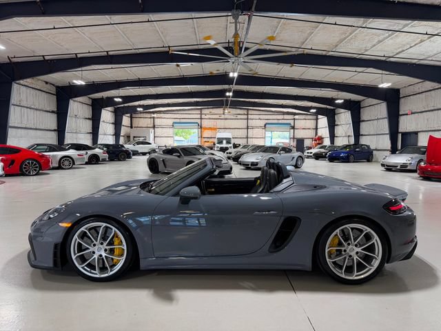 Used 2023 Porsche 718 Boxster Spyder RWD image 79