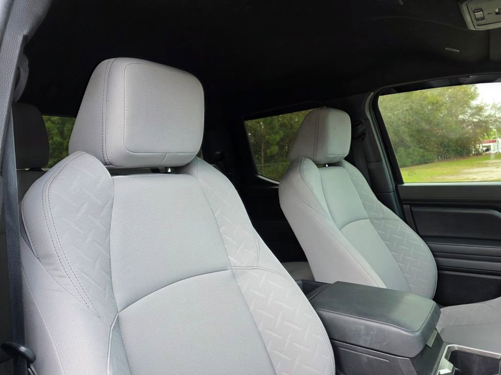 Certified 2024 Toyota Tacoma SR5 image 15