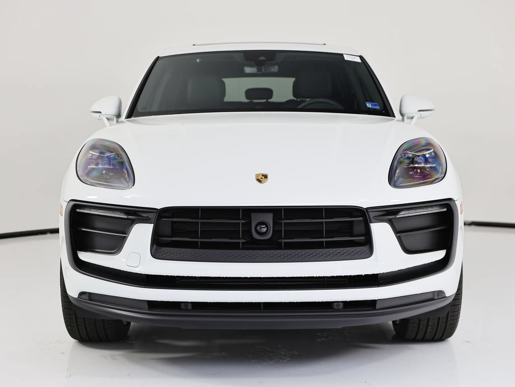 New 2026 Porsche Macan AWD/4WD image 10