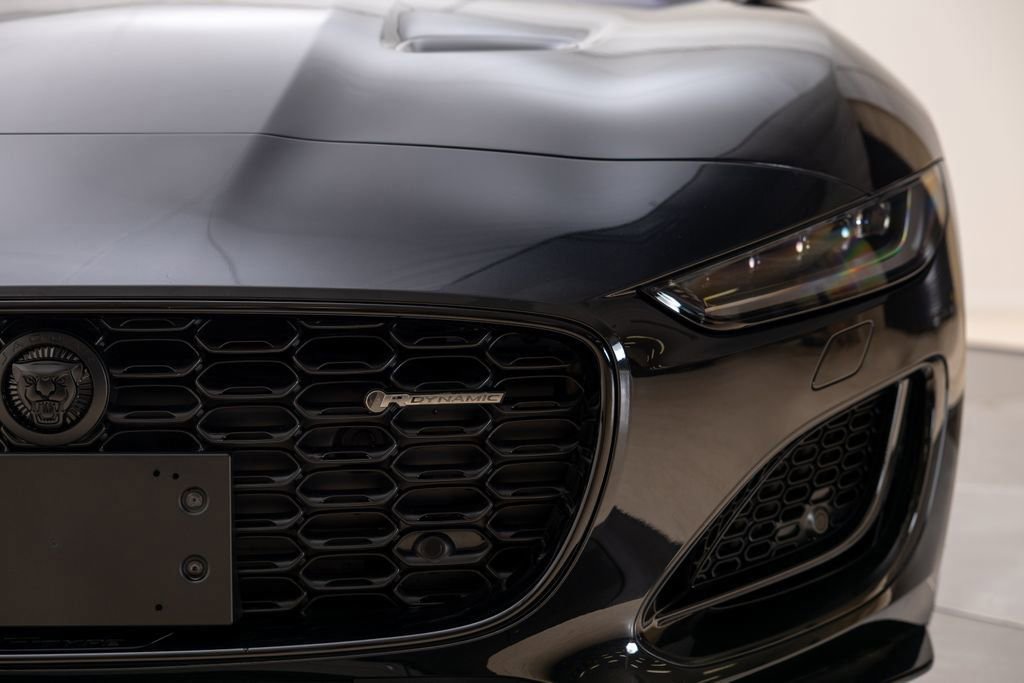 Used 2024 Jaguar F-TYPE R-Dynamic RWD image 35