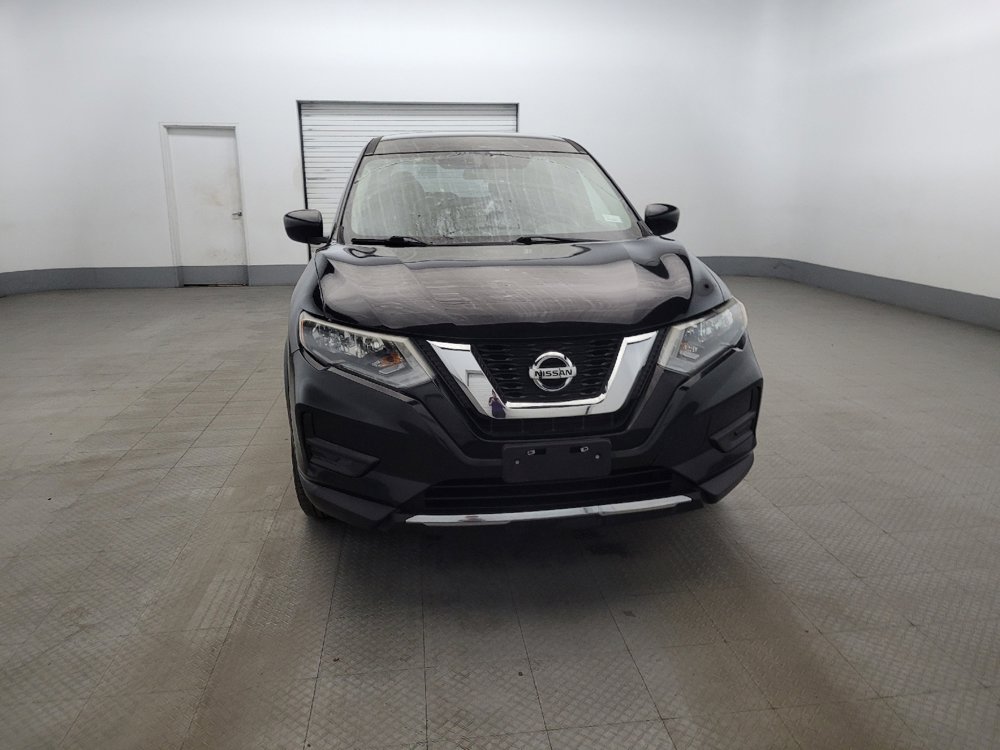 Used 2017 Nissan Rogue S AWD/4WD image 14