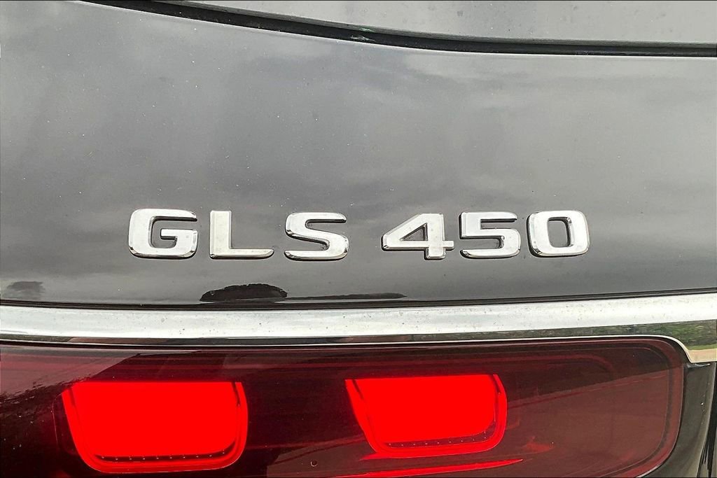 Used 2024 Mercedes-Benz GLS 450 4MATIC image 43