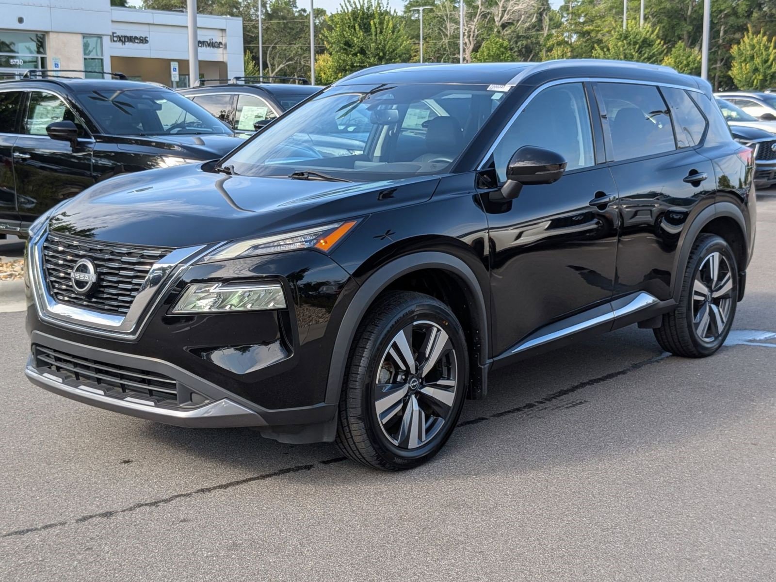 Used 2023 Nissan Rogue SL image 7