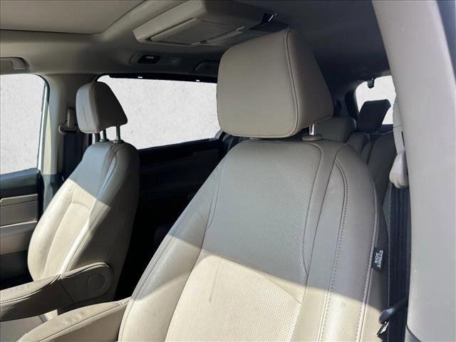 Used 2018 Honda Odyssey Elite image 9