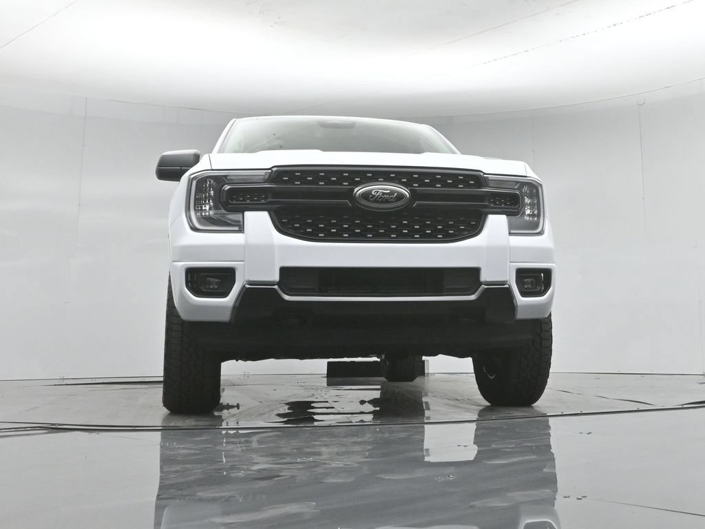 New 2026 Ford Ranger XLT w/ Black Appearance Package AWD/4WD image 42