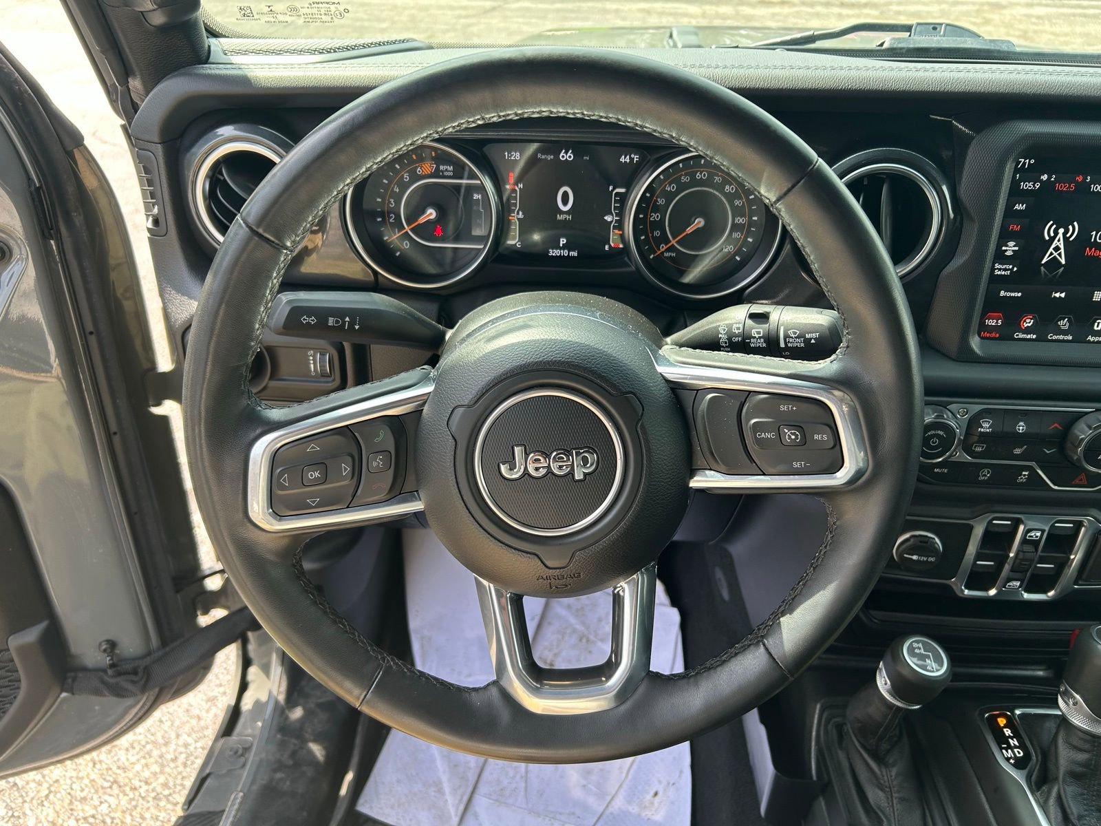 Certified 2023 Jeep Wrangler Unlimited Sahara image 17