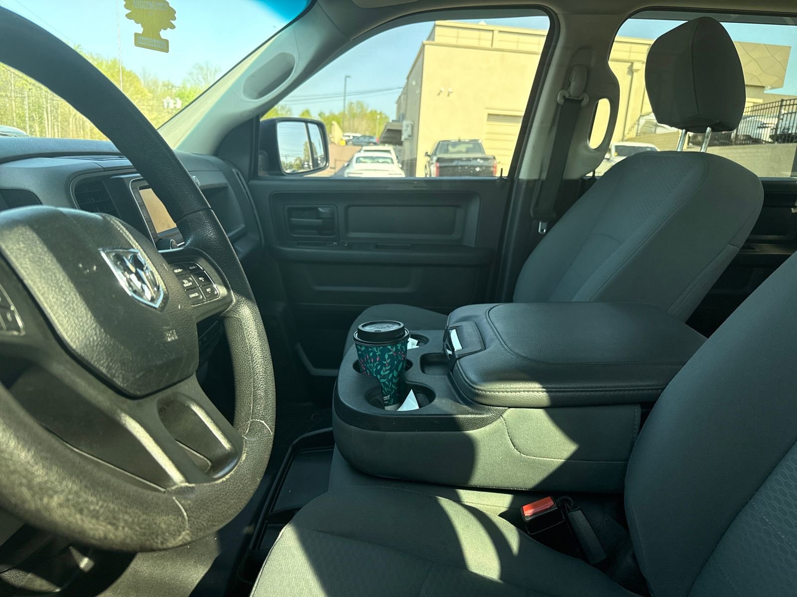 Used 2017 RAM 1500 Express image 7