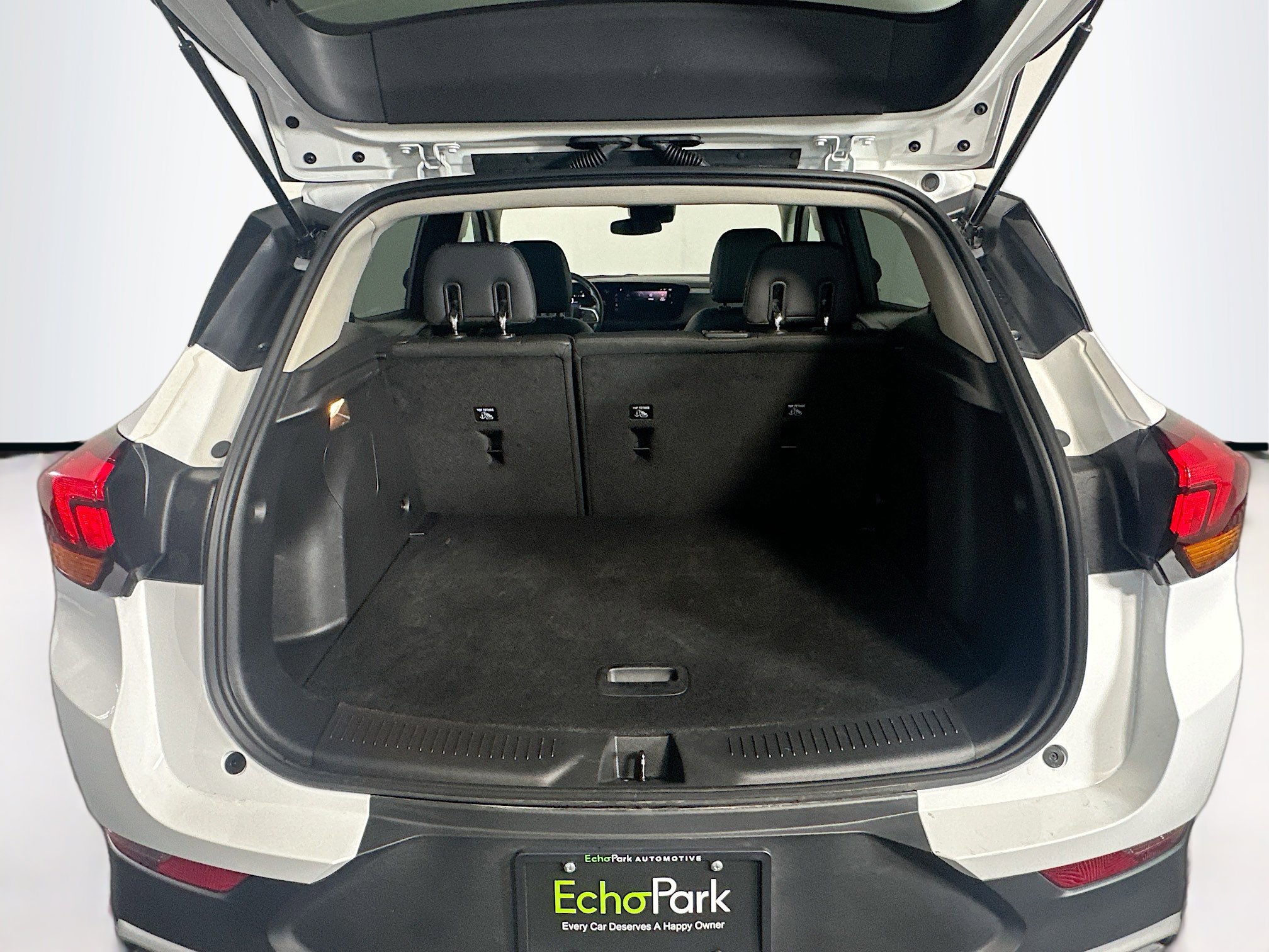 Used 2025 Buick Encore GX Preferred FWD image 30