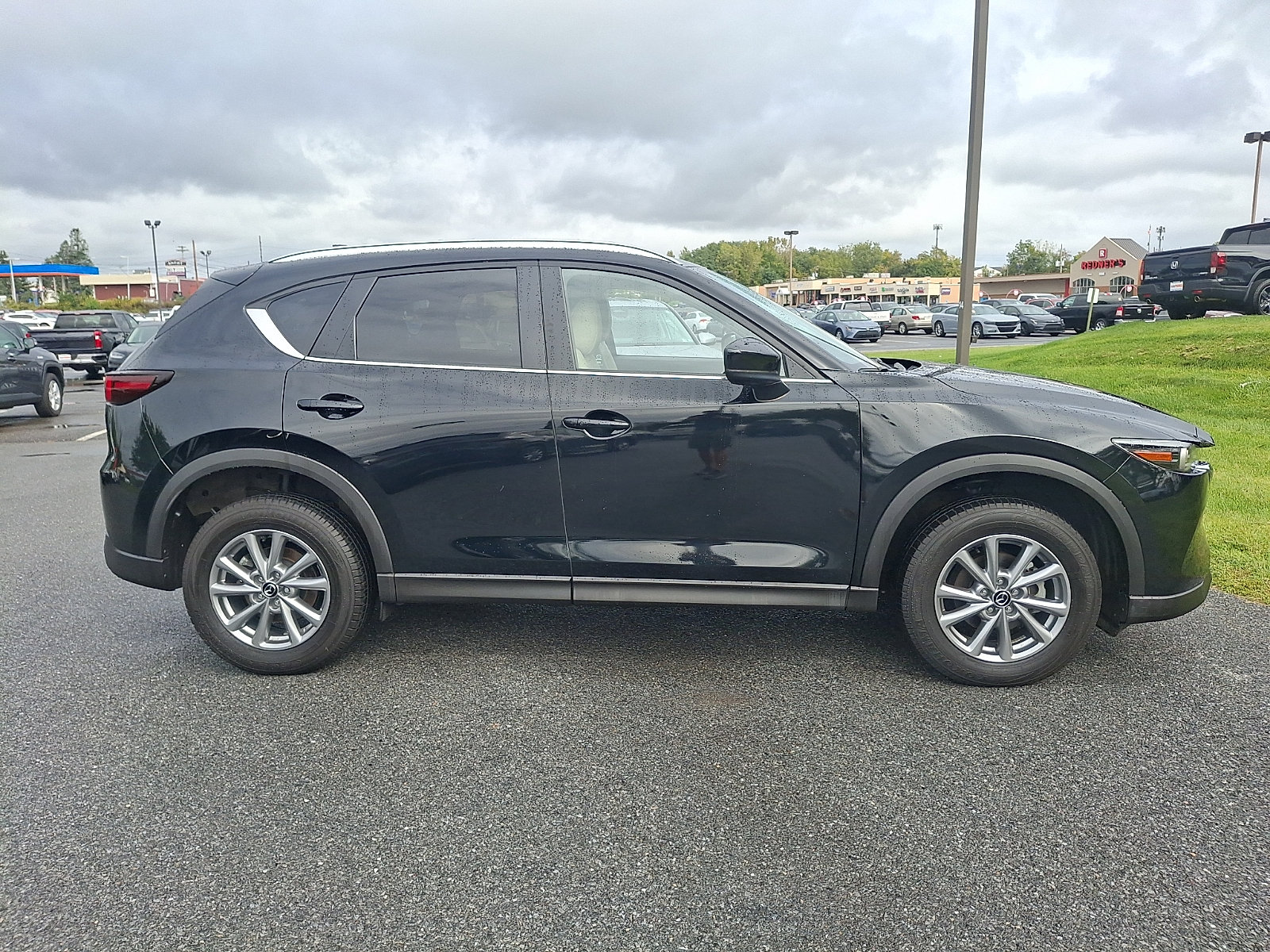 Used 2023 MAZDA CX-5 AWD 2.5 S w/ Select Package image 7