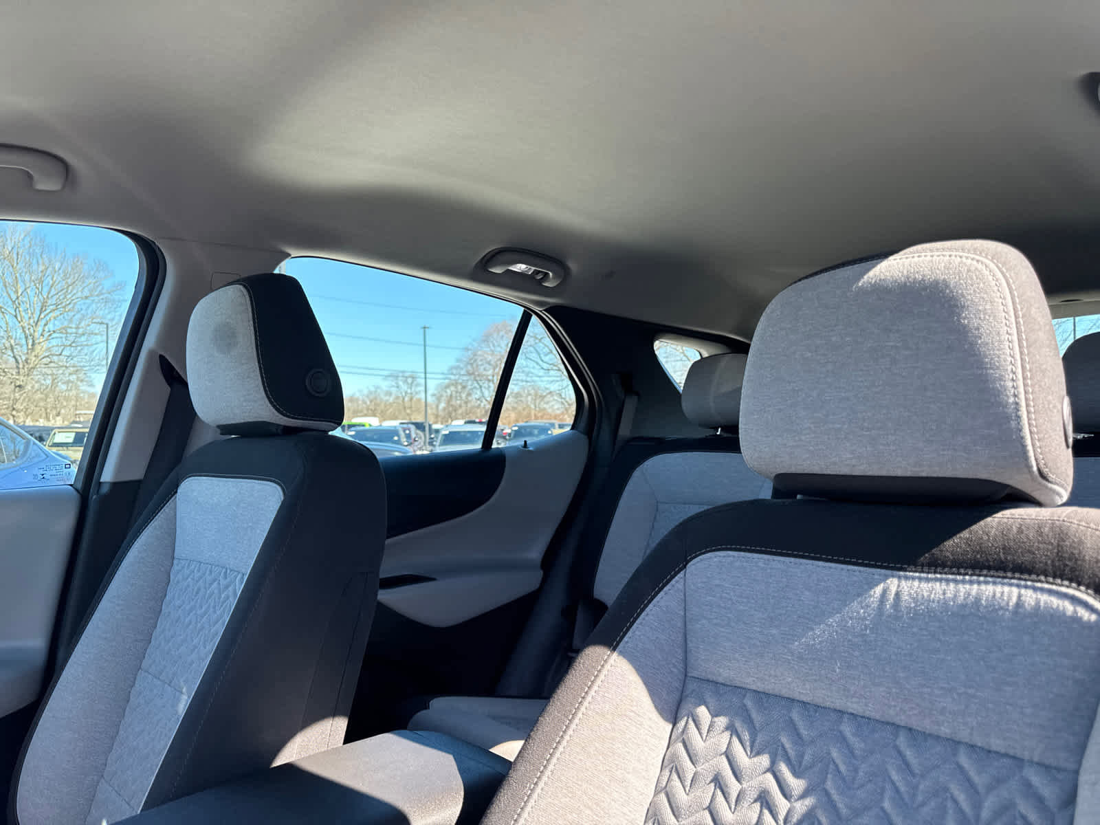 Used 2023 Chevrolet Equinox LS w/ Midnight Edition image 14