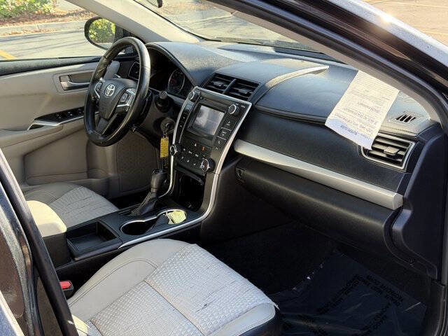 Used 2015 Toyota Camry SE image 20