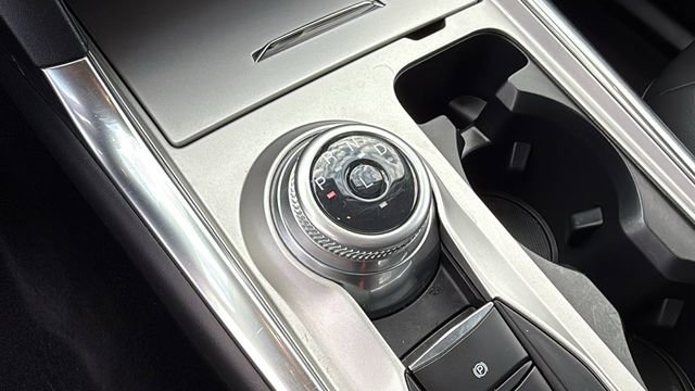 Used 2023 Ford Explorer XLT w/ Equipment Group 202A image 18