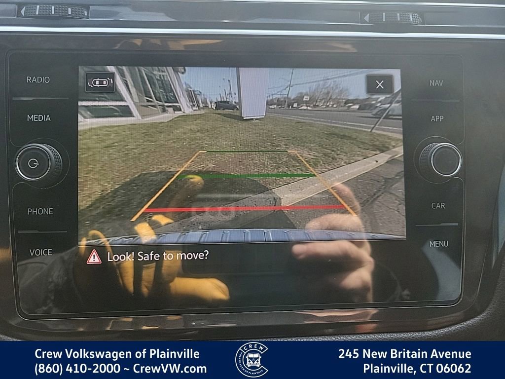 Certified 2021 Volkswagen Tiguan SEL Premium R-Line image 8