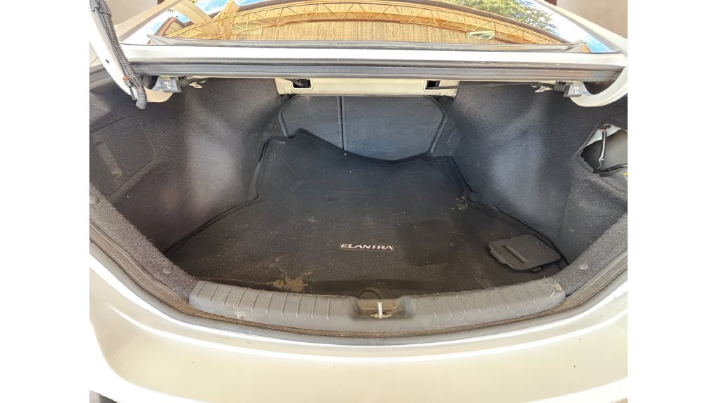 Used 2018 Hyundai Elantra SEL FWD image 43