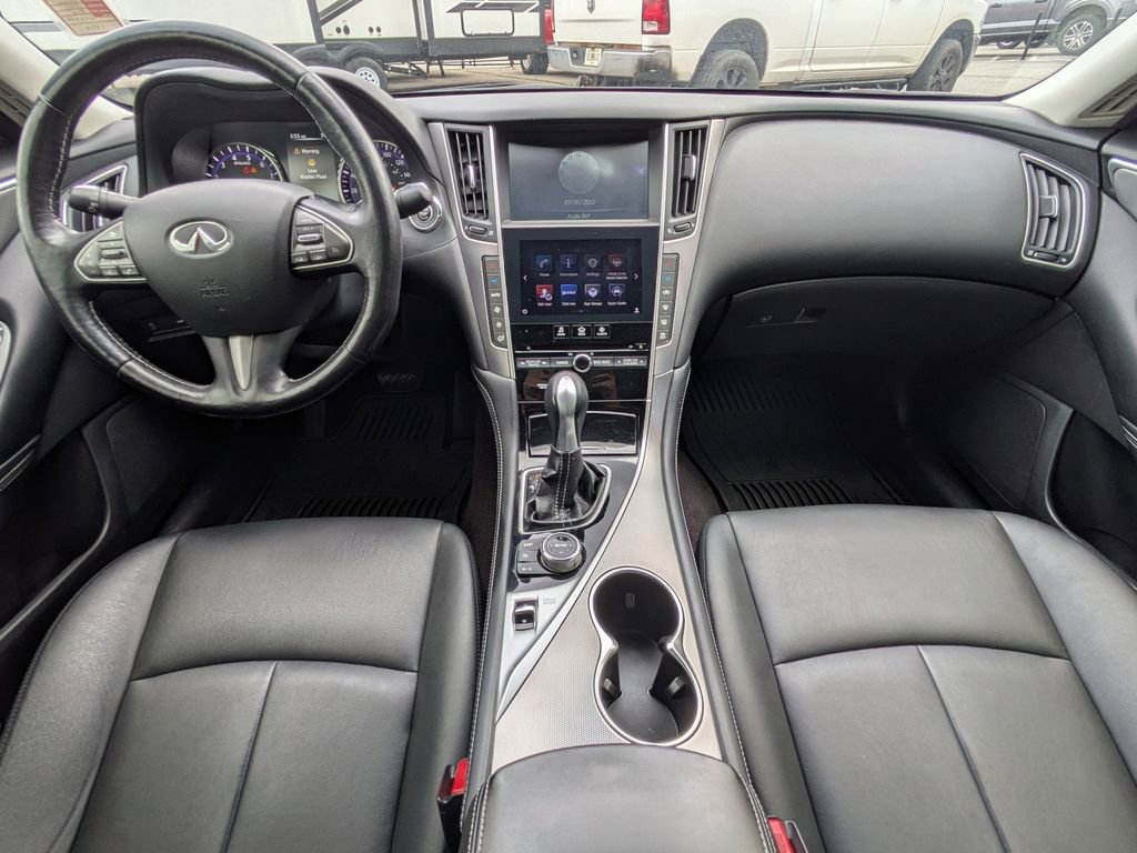 Used 2014 INFINITI Q50 2.0t w/ Moonroof Package image 13