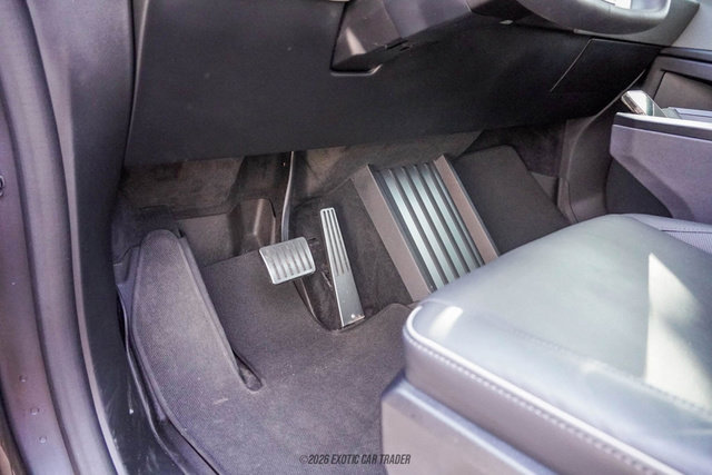 Used 2024 Tesla Cybertruck Cyberbeast AWD/4WD image 16