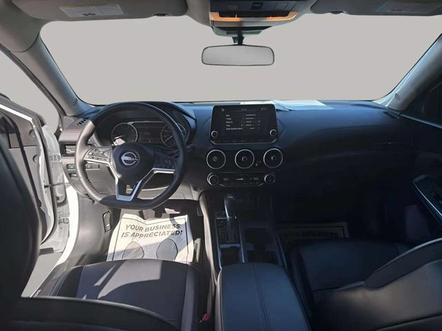 Used 2025 Nissan Sentra SR w/ SR Premium Package FWD image 9