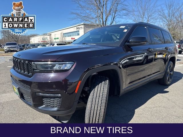 Used 2023 Jeep Grand Cherokee L Limited w/ Black Appearance Package image 3