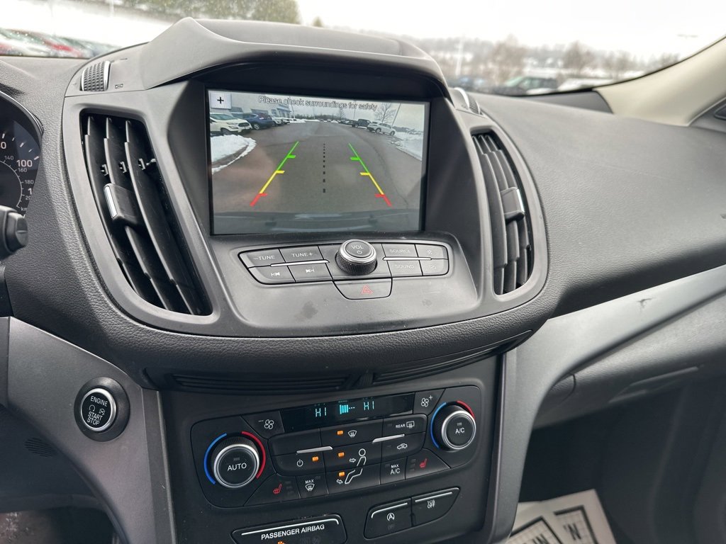 Used 2019 Ford Escape SE image 10