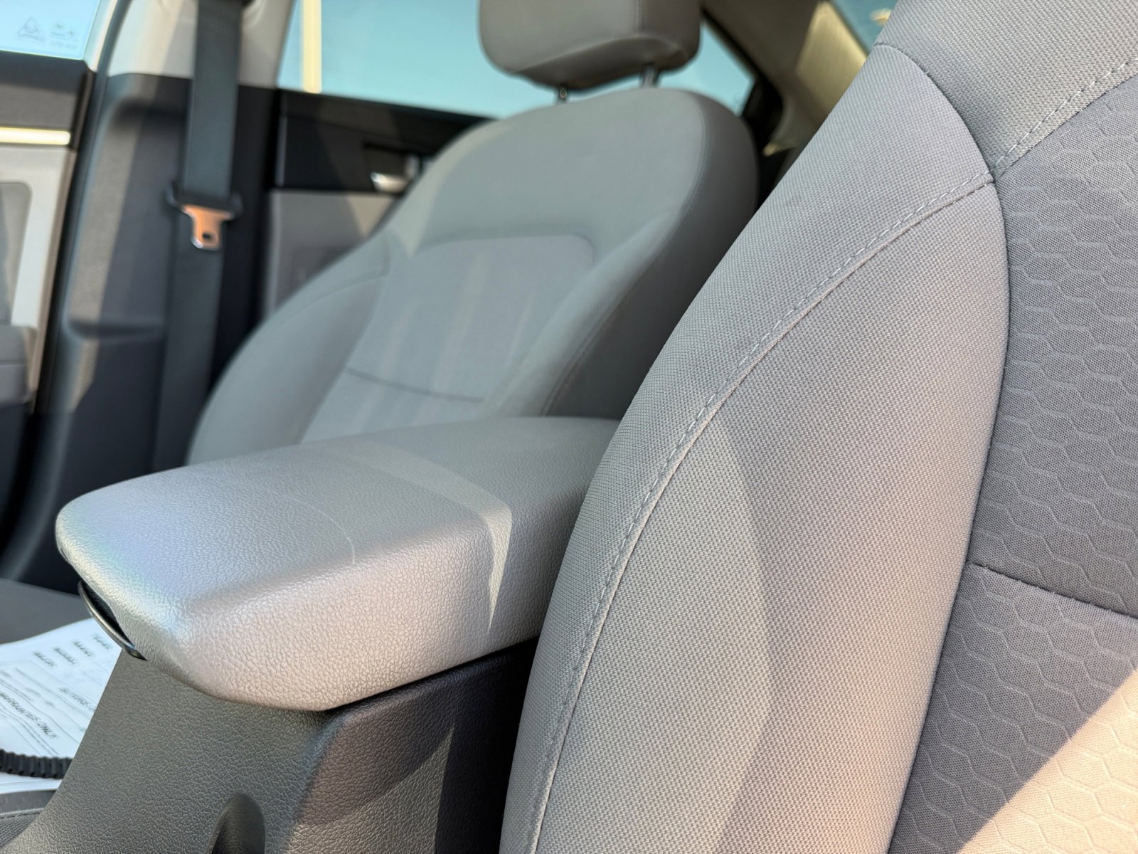 Used 2020 Hyundai Elantra SEL image 15