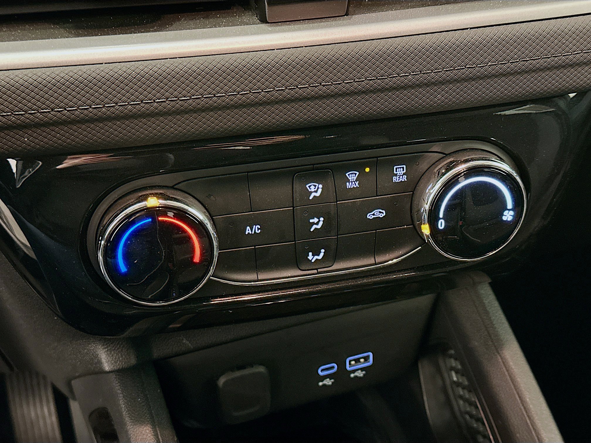 Used 2025 Chevrolet TrailBlazer LT image 24