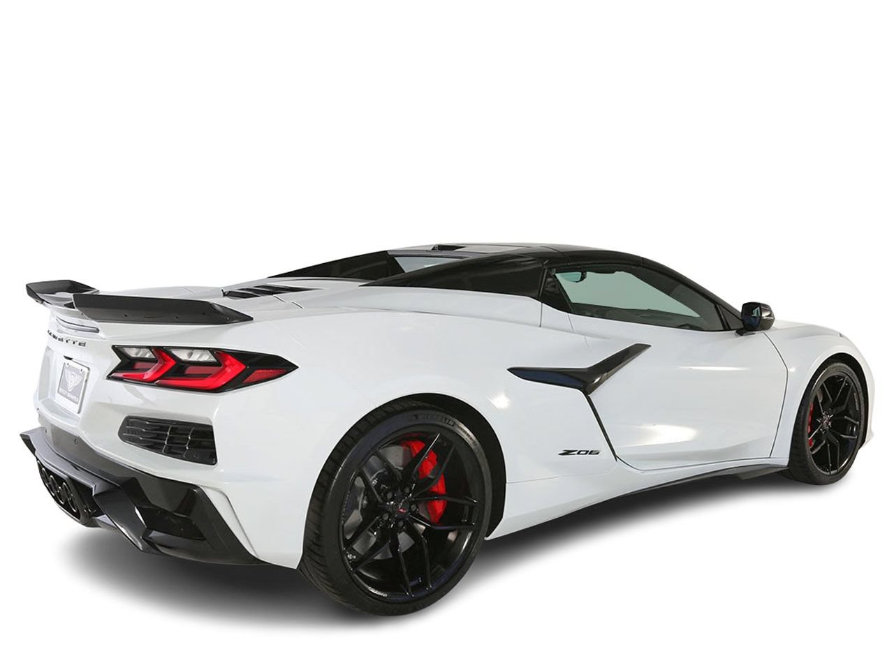 Used 2025 Chevrolet Corvette Z06 w/ Stealth Interior Trim Package RWD image 14