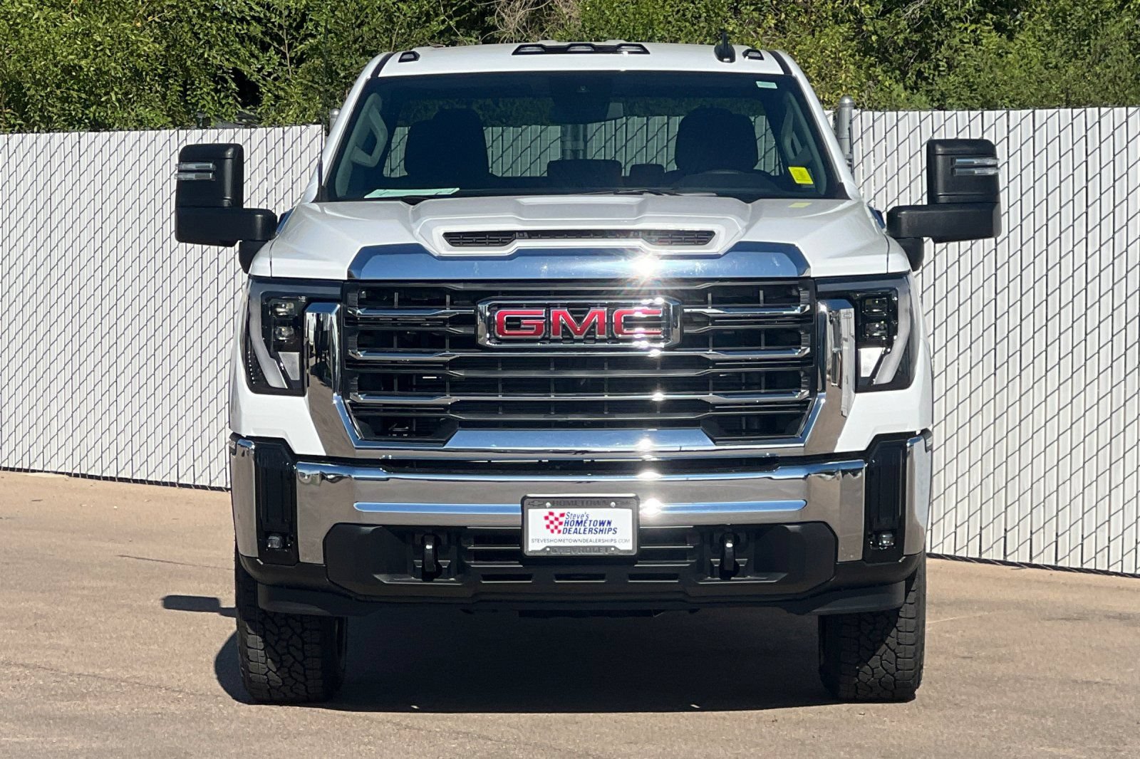 New 2026 GMC Sierra 2500 SLE AWD/4WD image 6