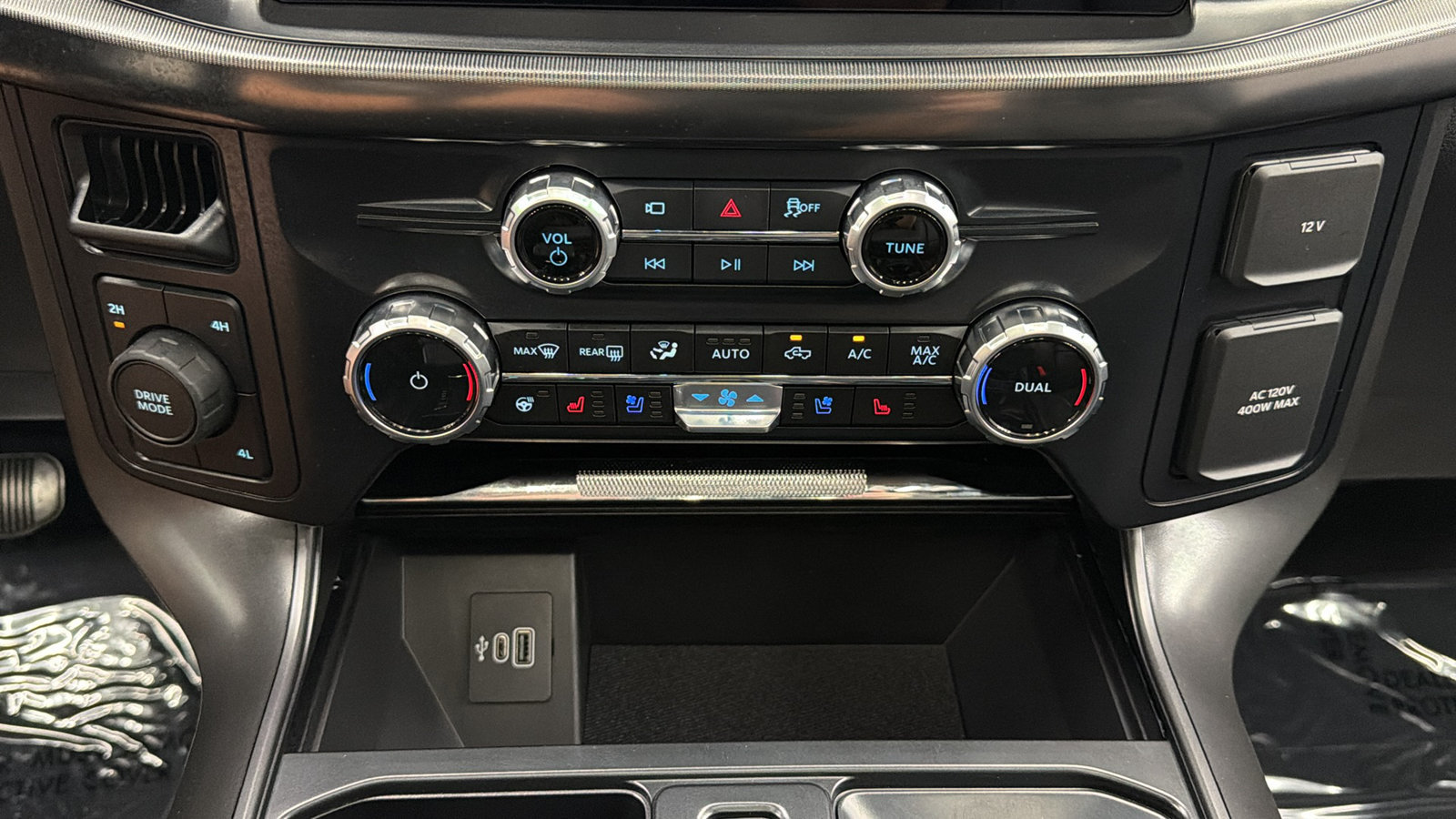 Used 2026 Ford F150 Lariat AWD/4WD image 23