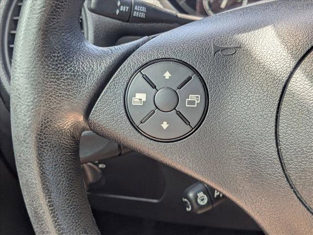 Used 2009 Mercedes-Benz SLK 350 image 4