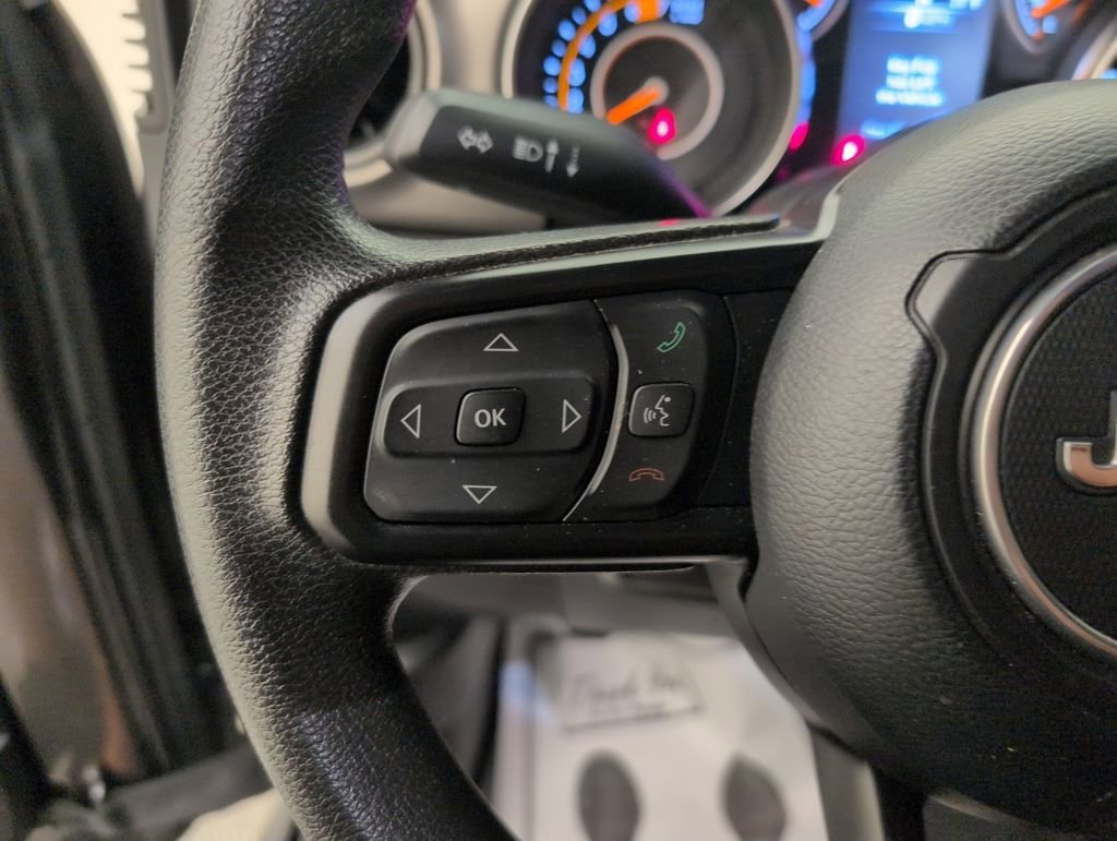 Used 2023 Jeep Wrangler Willys image 36