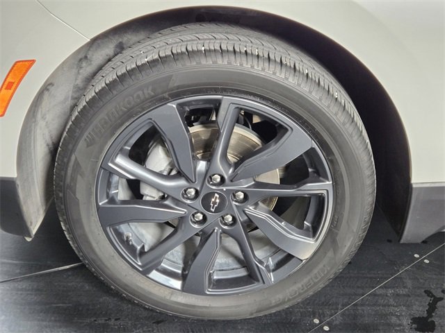 Used 2022 Chevrolet Equinox RS w/ RS Leather Package image 12