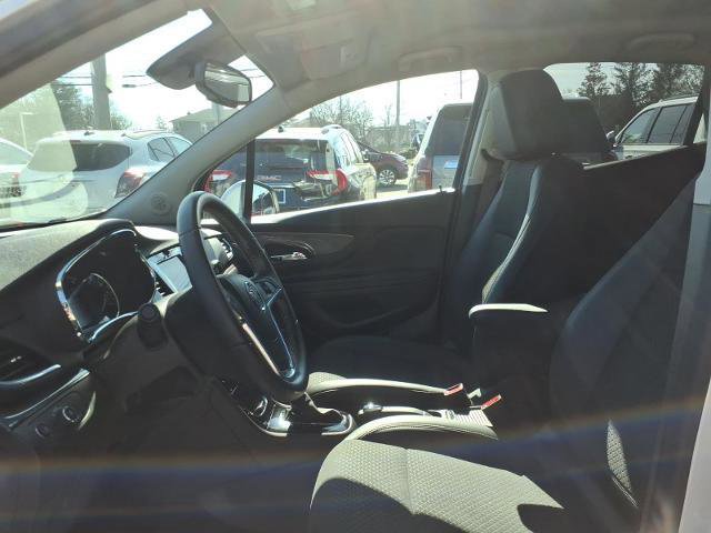 Used 2022 Buick Encore Preferred w/ Safety Package image 15