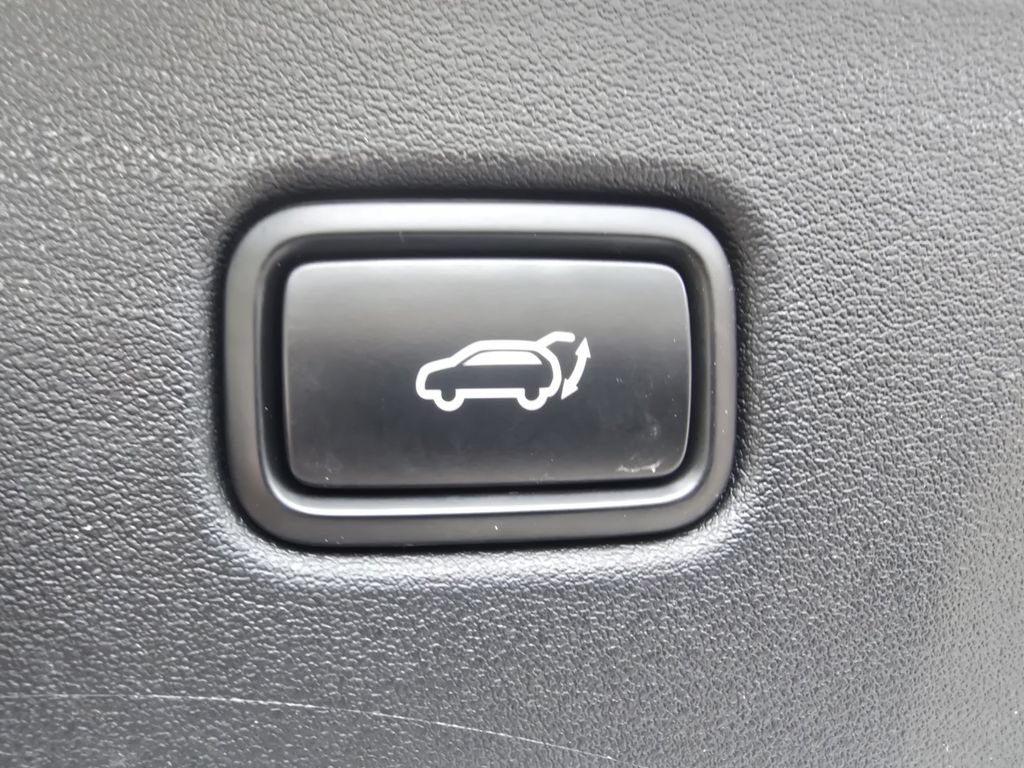 Used 2023 Kia EV6 GT-Line w/ GT-Line Suede Seat Package AWD/4WD image 19