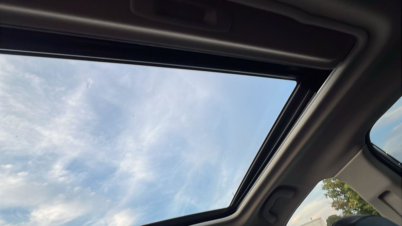 Used 2021 Subaru Forester Touring image 19