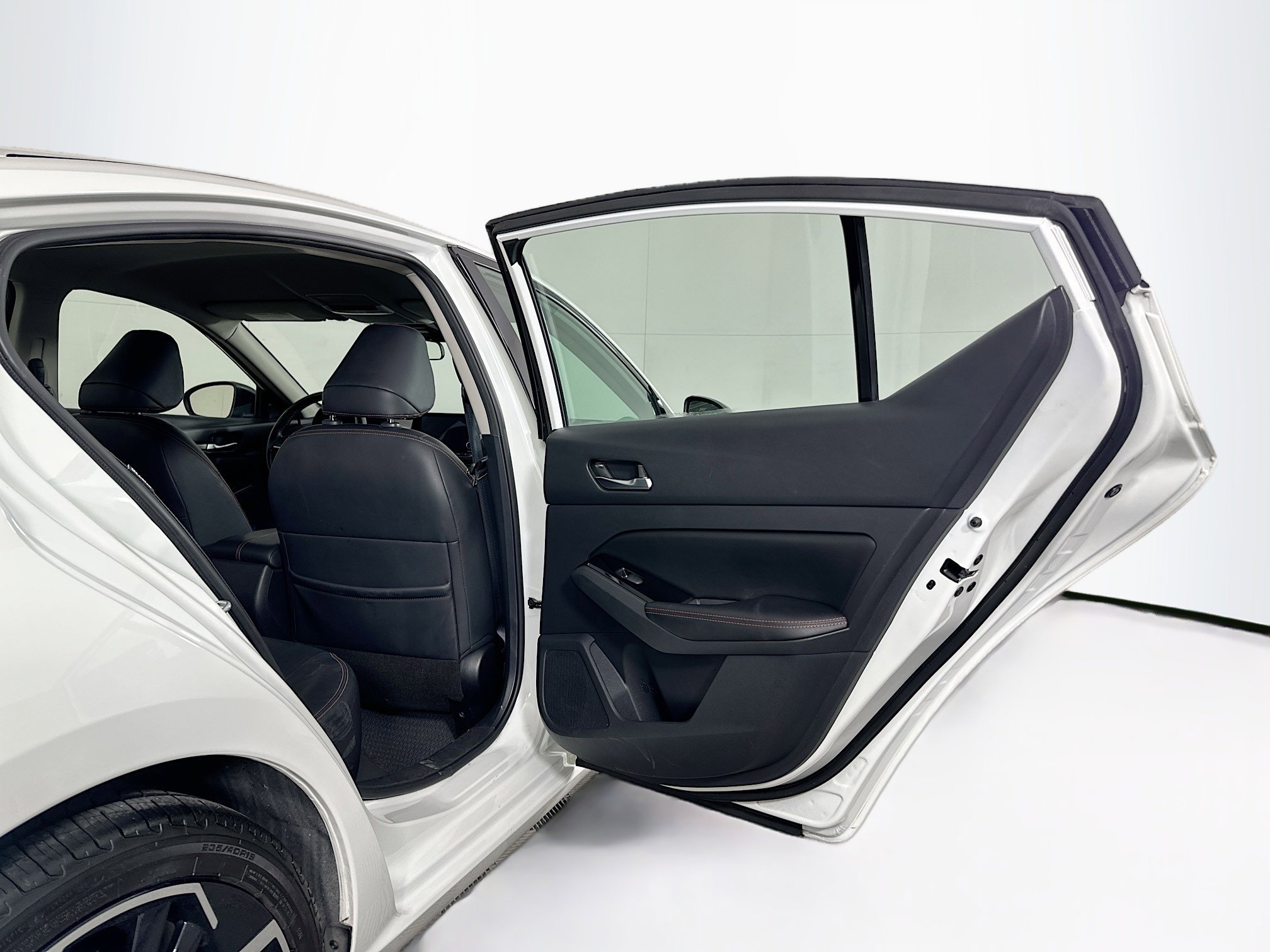 Used 2024 Nissan Altima 2.5 SR image 28