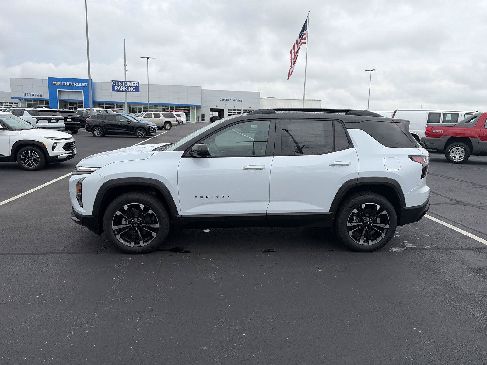 New 2027 Chevrolet Equinox RS w/ Safety and Technology Package AWD/4WD image 8