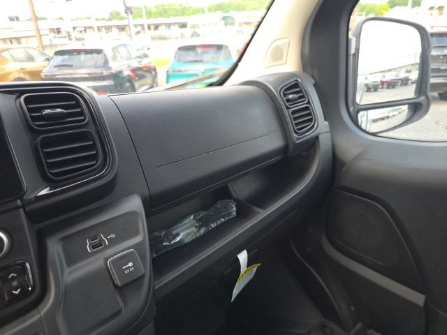 Used 2024 RAM ProMaster 3500 w/ Delivery Van Package FWD image 25
