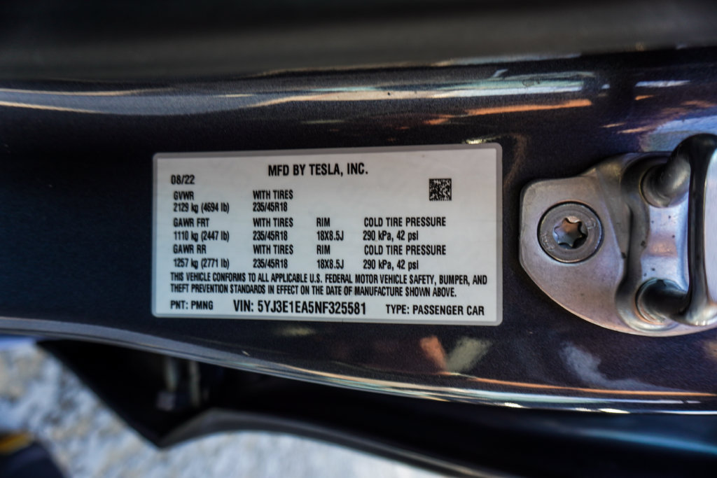 Used 2022 Tesla Model 3 Standard Range RWD image 30