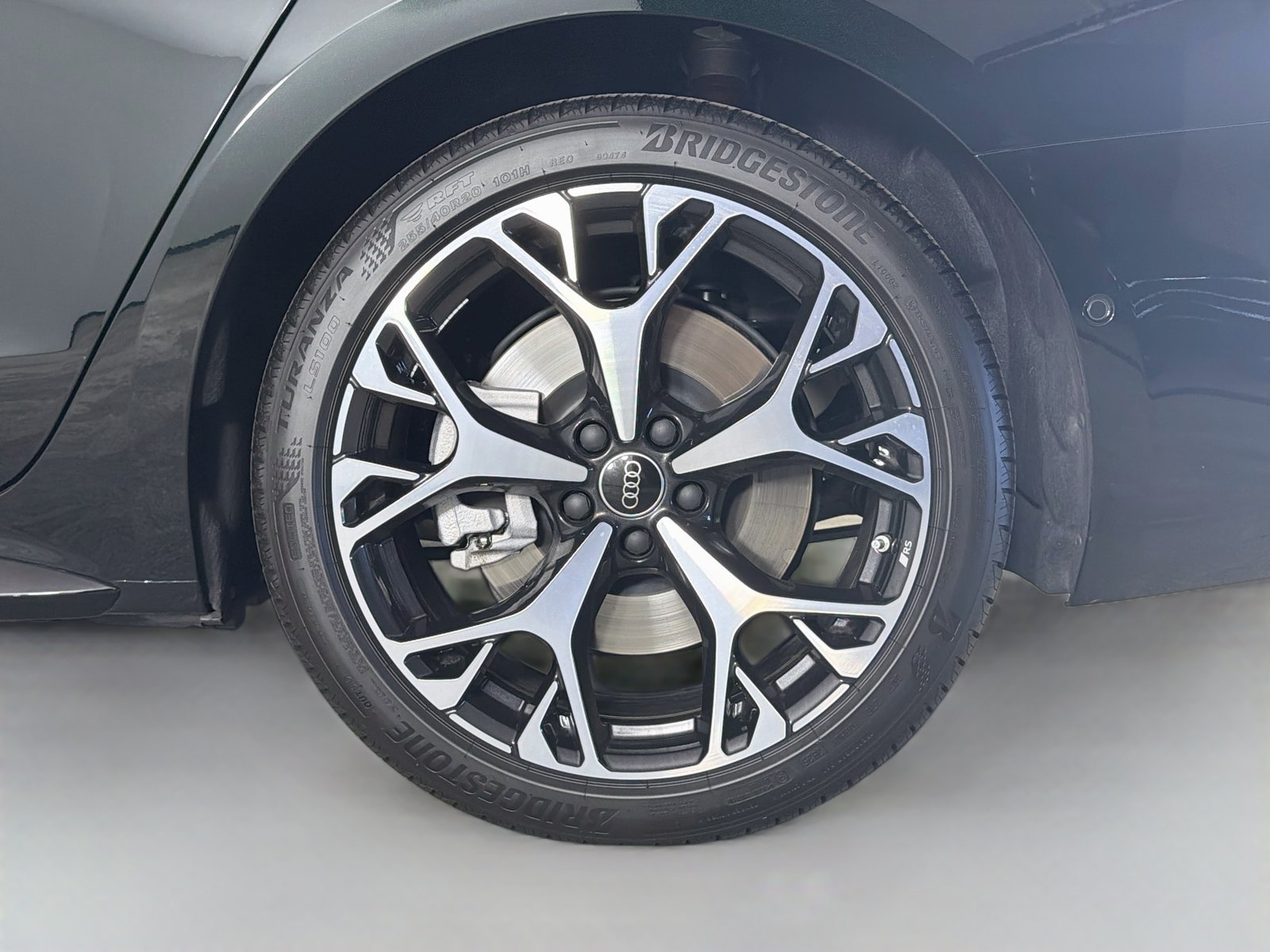 New 2026 Audi A6 Premium Plus AWD/4WD image 32