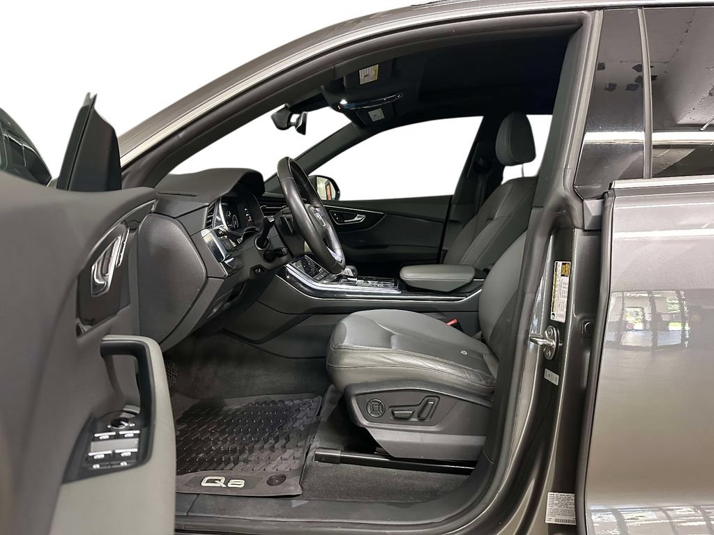 Used 2019 Audi Q8 Premium w/ Convenience Package AWD/4WD image 7